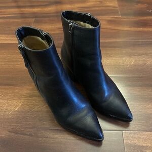 🌿SALE🌿L. PAOLO Black Boots size 6M